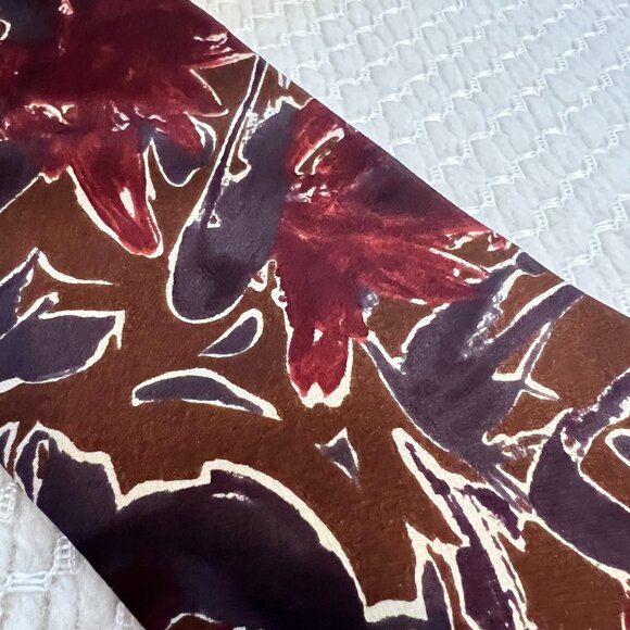 Ted Lapidus 100% Silk Tie Italy Timeless Elegance for the Discerning Gentleman - Picture 2 of 5